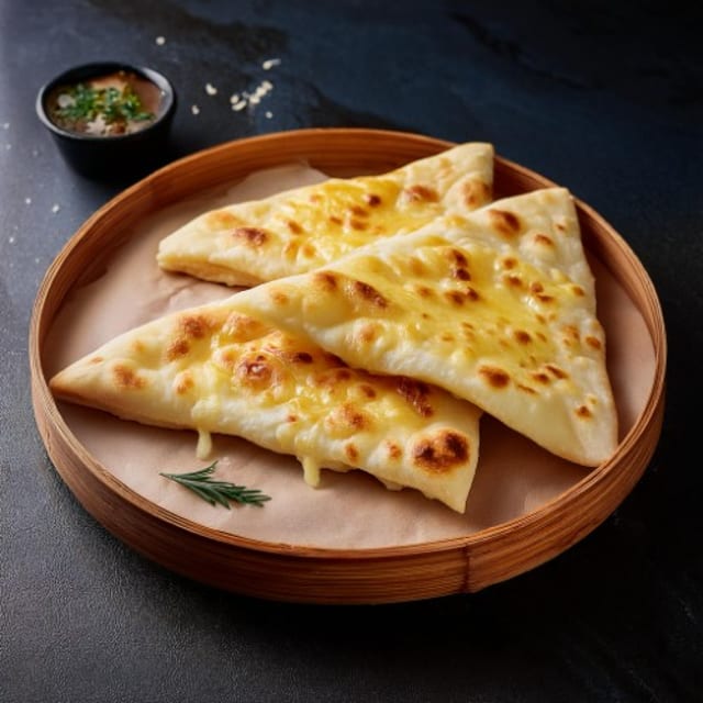 Cheese Naan with Gravy.
