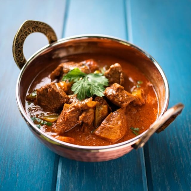 Lamb Vindaloo Lunch Special.